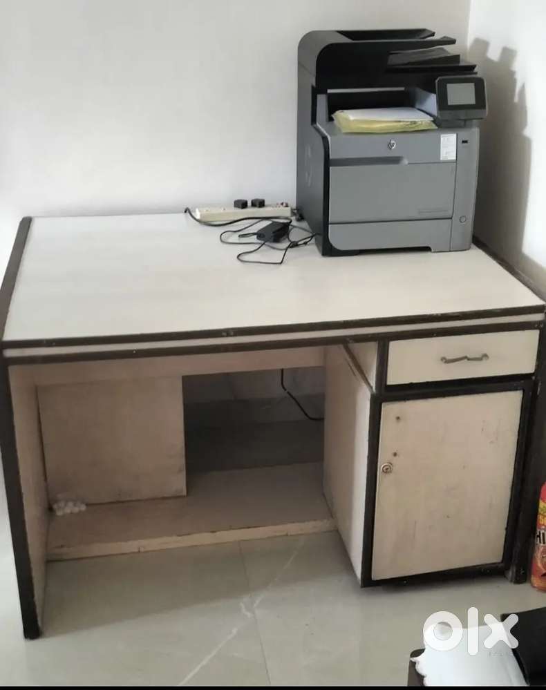 Office/Computer Table