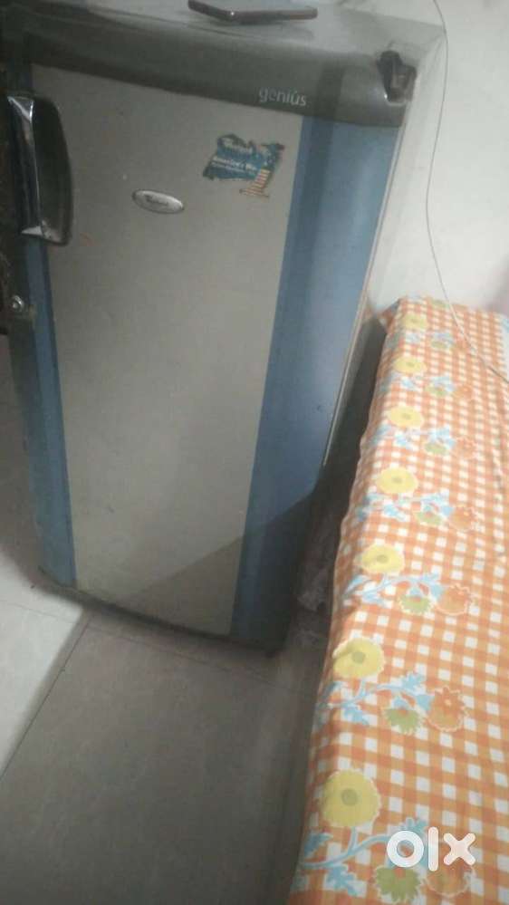 Fridge in Good Condition for Sale – Affordable Price @ 2k