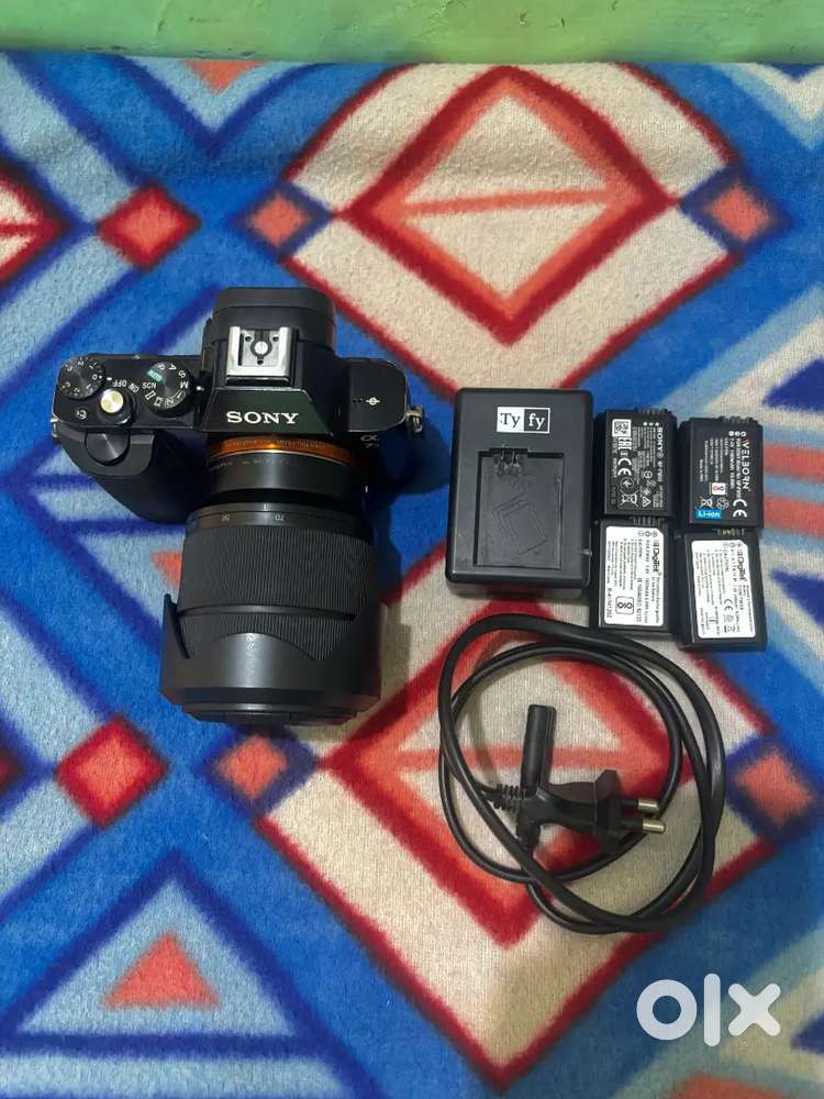 Sony a7s full frame camera. 4k 28.70 lens