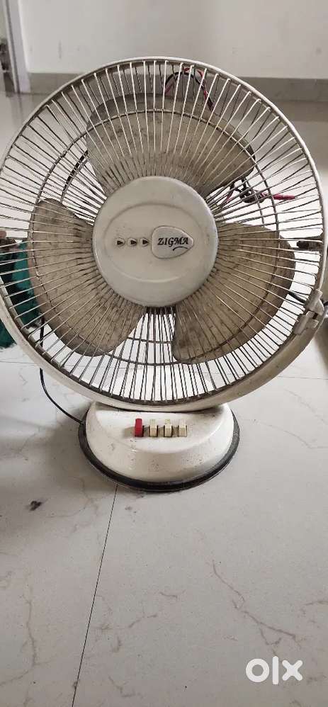 Table fan to sale