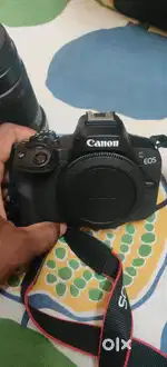 Canon EOS R50