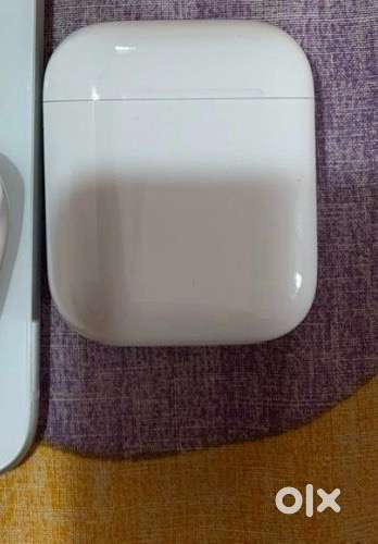 Apple generation 1 st ke buds hai