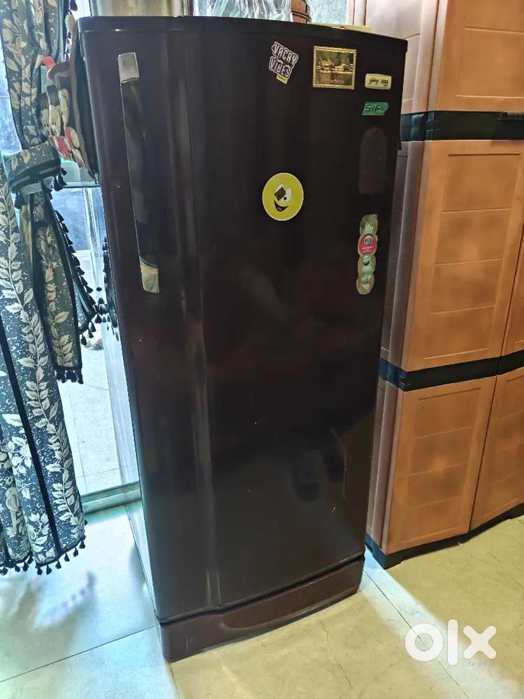 Godrej Refrigerator like New No Scarth dent No Issue fully Working