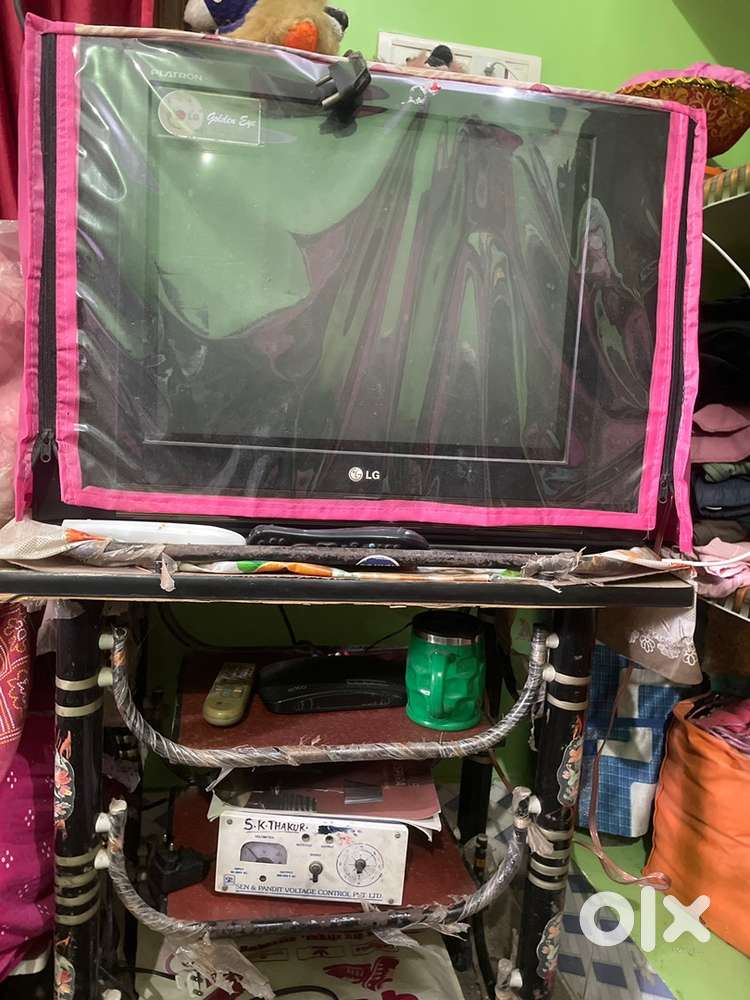 Selling urgently LG golden eye tv