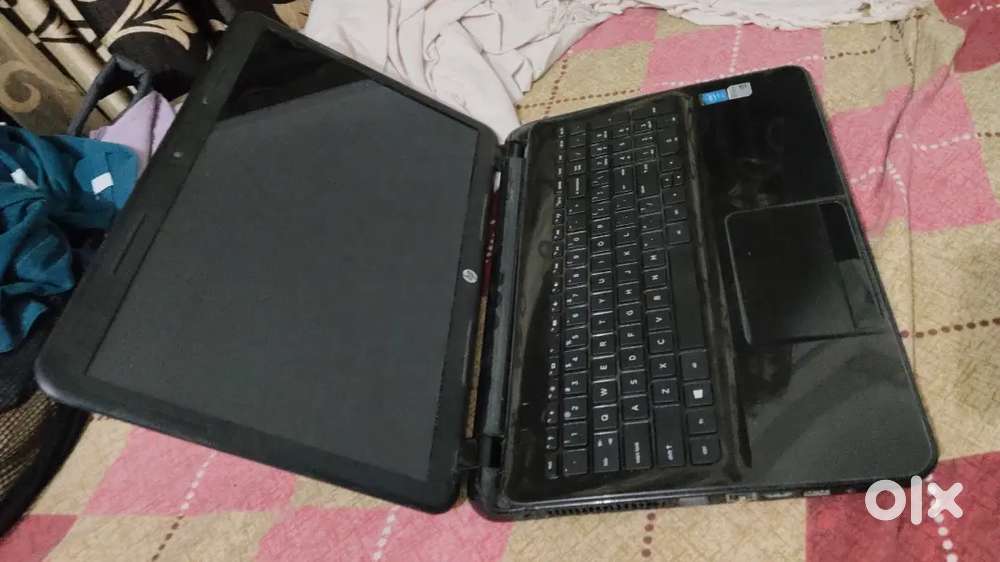 Hp laptop i5 512gb crucial ssd mx500 8gb ram expandable to 16gb lenovo