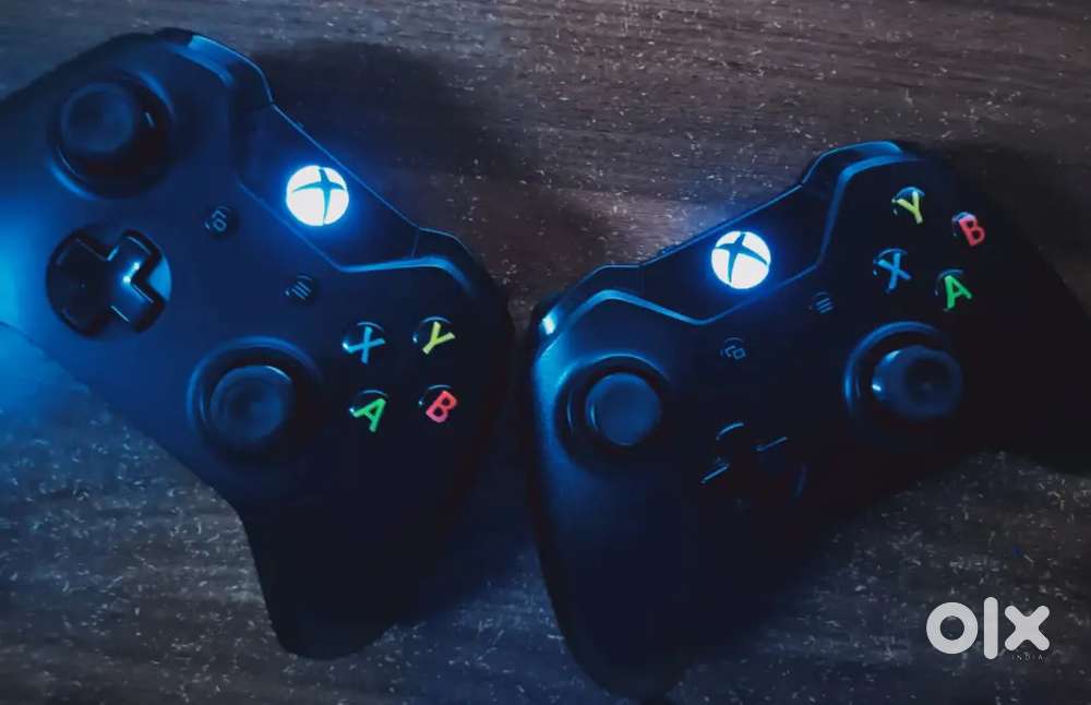 2 Xbox One Wireless Controller