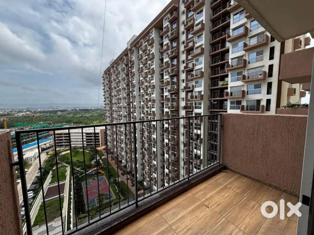 Near by Eon IT Park,WTC ,Barclays & Gera Commerzone.