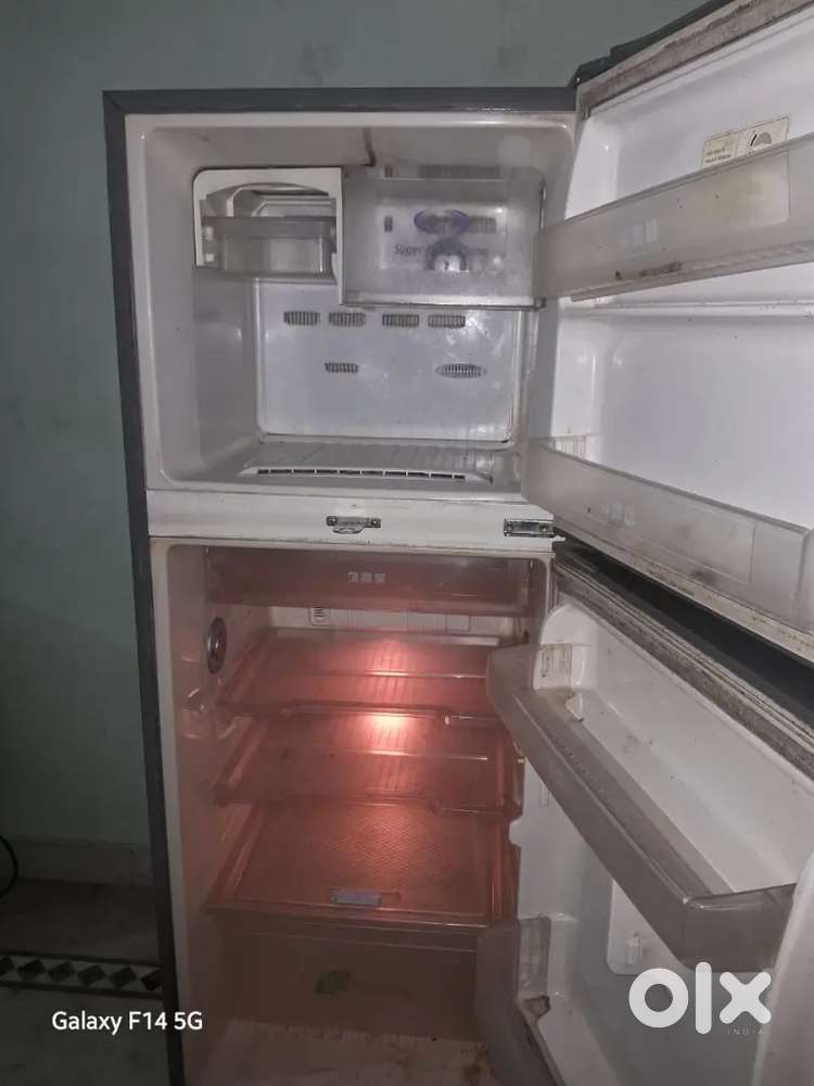 Double door fridge