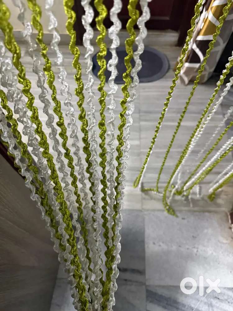 Partition curtains for women