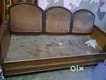 5 Seater sofa and center table