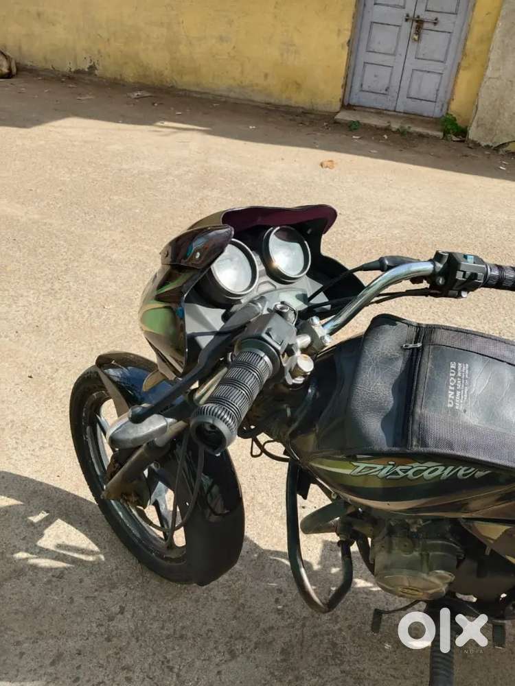 Bajaj discover 100 cc recently service new parts installed