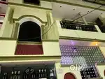 Rent kai laya shop, ghar and flats available hai