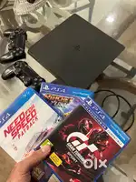Playstation 4 slim