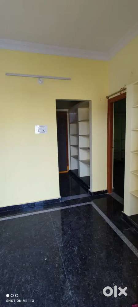 1 BHK - pent house (above G+2), near KLM shoping mall, peerzadiguda