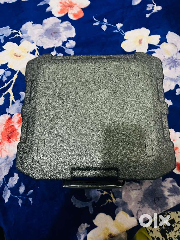 DJI gimbal 3.5 months old-unused with all parts intact