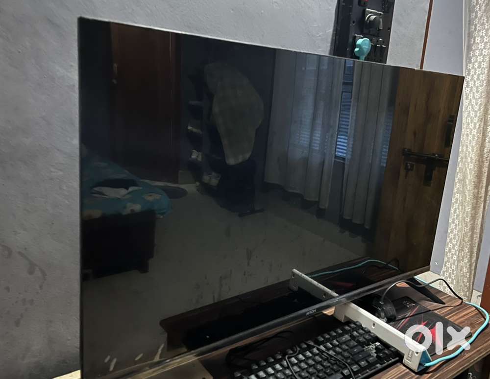 Smart tv, Asking price 20k slightly negotiable.