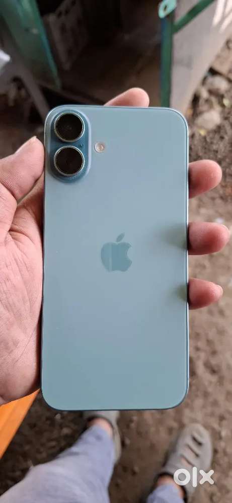 Iphone 16 plus 128 gb teal color