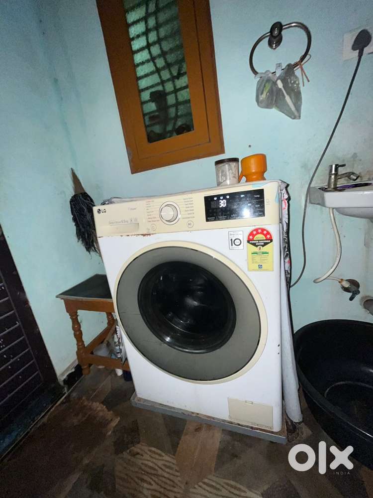 LG 5 STAR FRONT LOAD WASHING MACHINE 6.5kg 2020 model