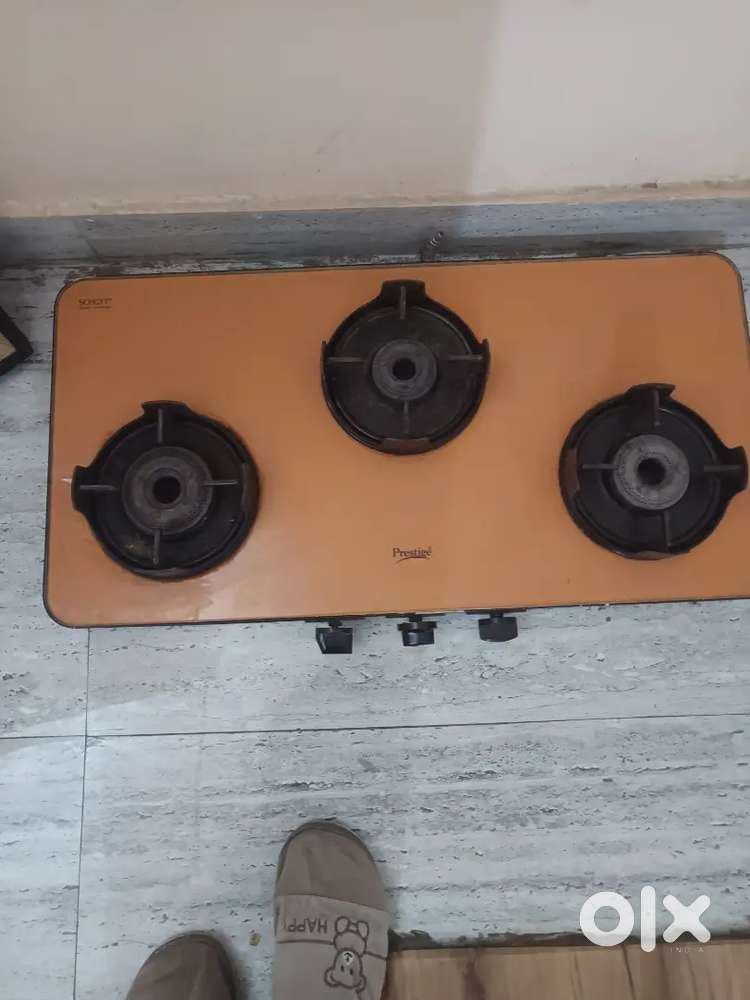 Prestige gas चूल्हा 3 बर्नर wala