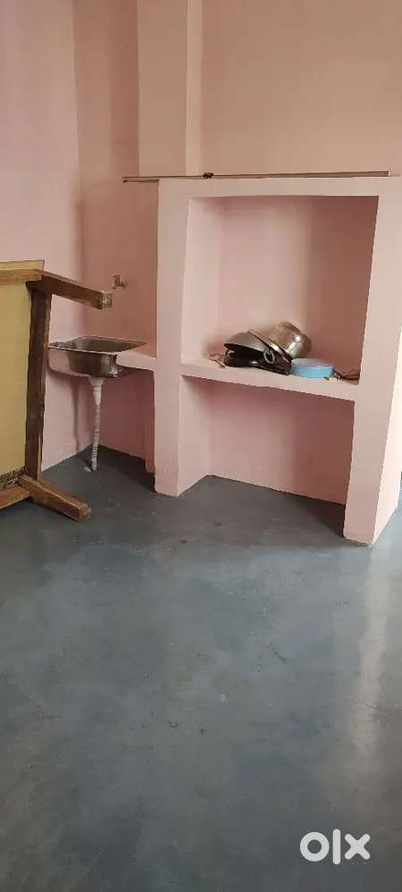 1 room set available 4 rent.attached bathroom and kitchen.