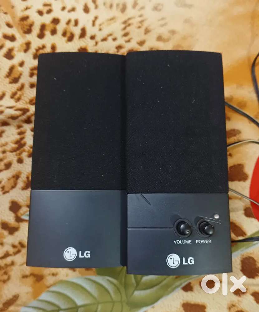 LG computer Speakers