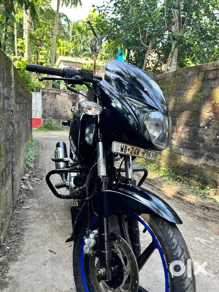 Bajaj Pulsar 180 very good condition bike wallpaper ok