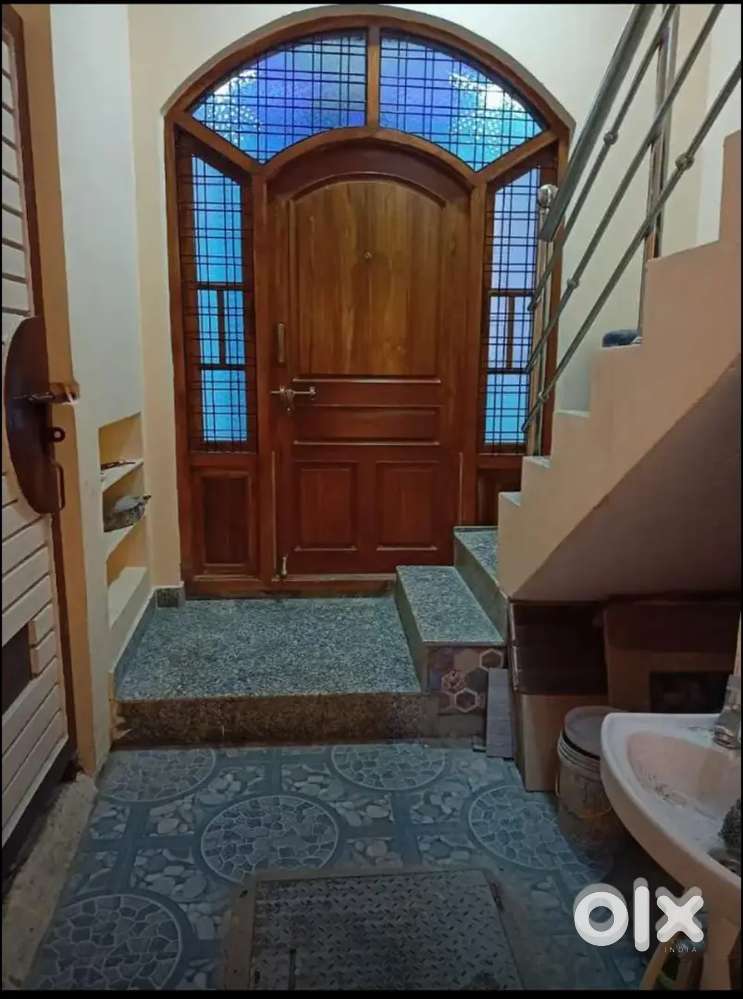 2bhk flat for rent on ground floor suitable for small family