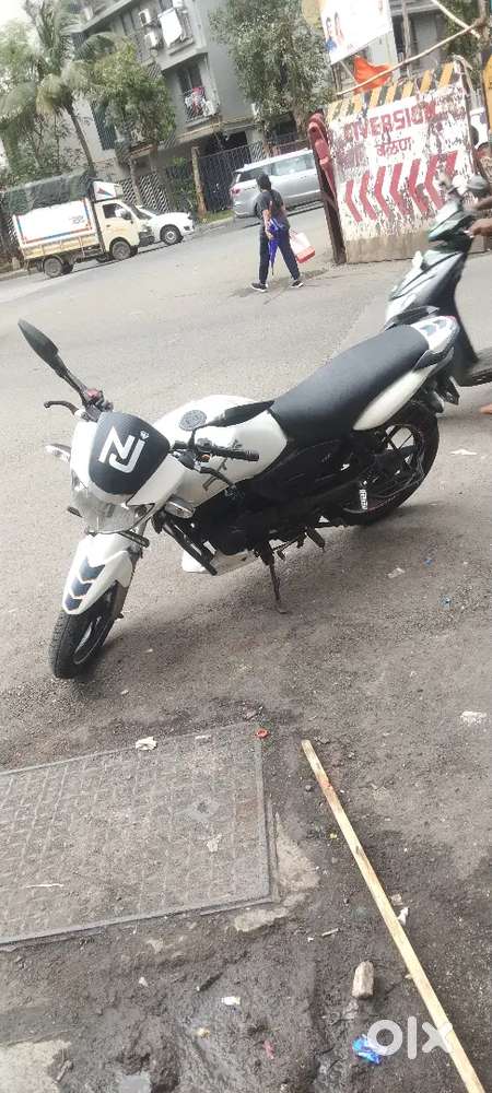 स्मूद इंजन न्यू टायर बैट्री चार्ज नहीं है