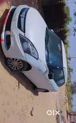 Maruti Suzuki Swift Dzire 2015