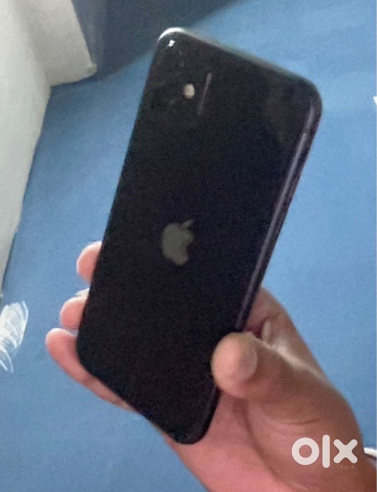 Apple iPhone 11 with box