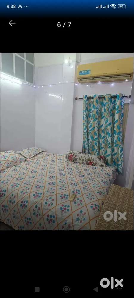 One bhk FULLY FURNISHED FLAT AC FLAT on Main Road Near Ranikuthi