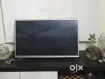 LED 32 INCHES PANASONIC
