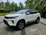 Toyota Fortuner 2.8 Legender 4X2, 2021, Diesel