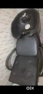 Selling my parlour items