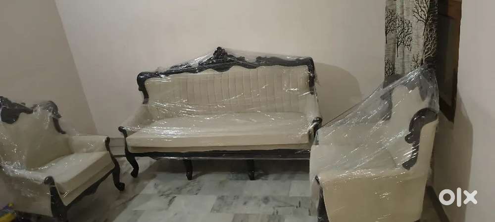 Brand new five seater sofa set