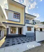 NEWLY 4BED ROOMS 1480 SQFT HOME IN PARAVUR ALUVA ROUTE THATTAMPADY