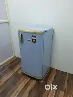 Whirlpool single door 180 ltrs refrigerator/#0@