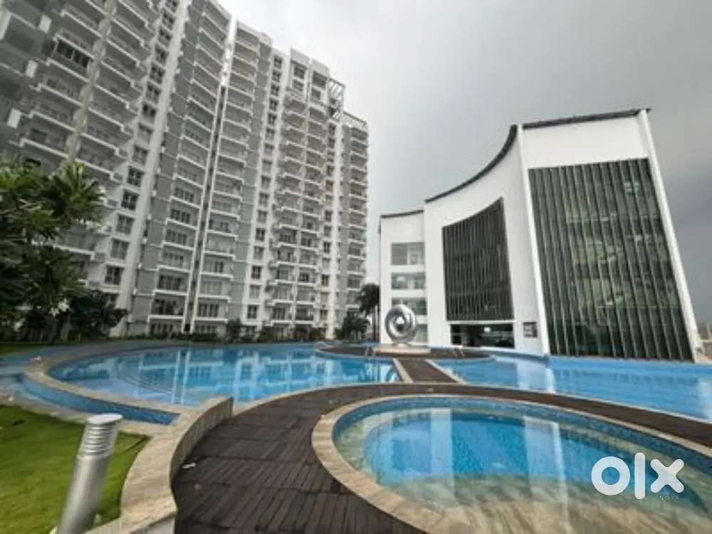 Prestiage Neptune ( Brand laxury 3bhk  flat  marine drive