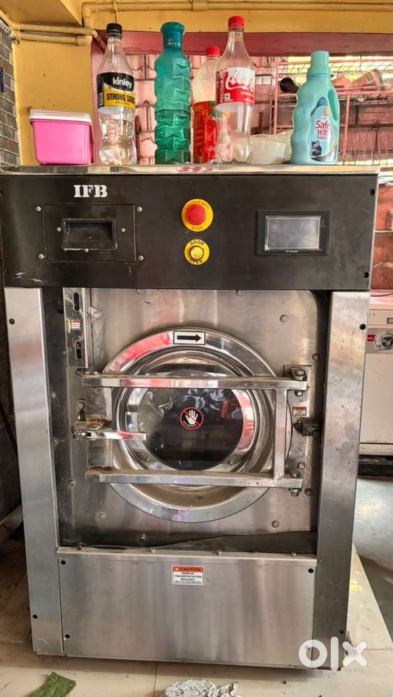 Industrial washing machin