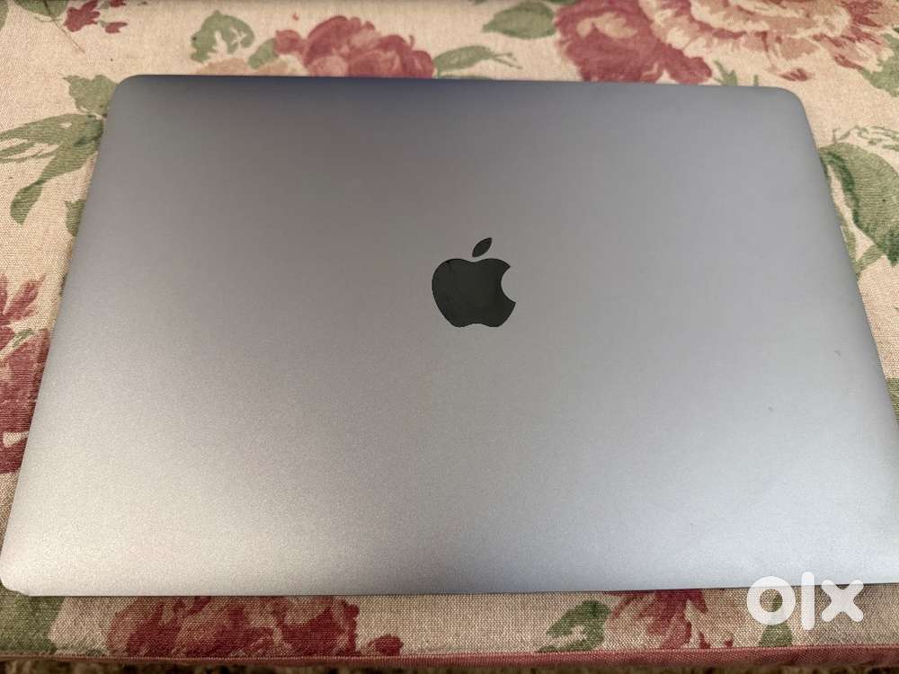 Apple MacBook Pro 13-inch (2020) – i5 / 8GB / 256GB