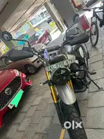 TRIUMPH SCRAMBLER 400