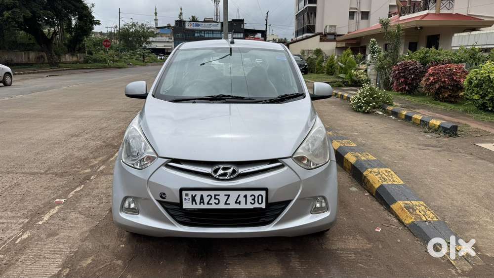 Hyundai EON Sportz, 2012, Petrol