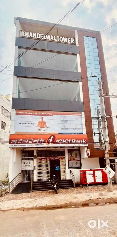 Franchise - Ready Commercial, Heart of the city, Separate Parking Zone