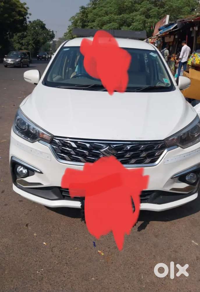 Taxi Gadi Chalani Hai