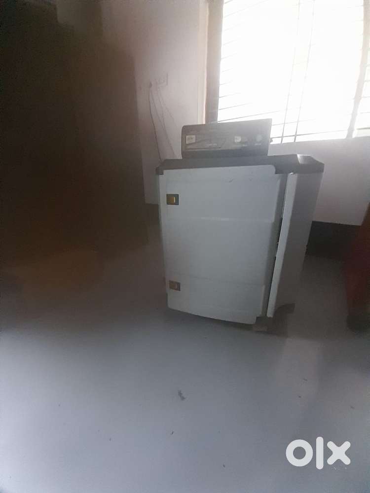 Inverter and battery