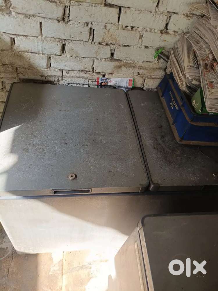 D fridge new condition urgent sale