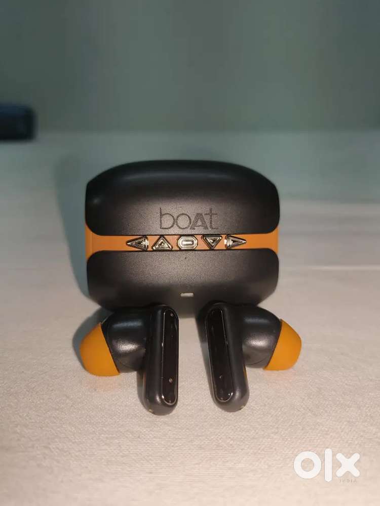 BOAT Earbuds