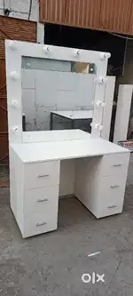 Designer Dressing Table with Led Light