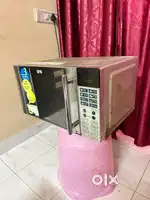 Microwave oven