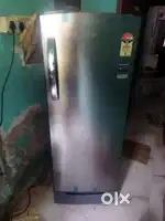 Whirlpool fridge for sale( 4years old)